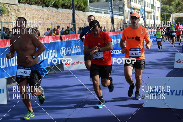 Buy your photos of the eventMeia Maratona Porto 2019 on Fotop
