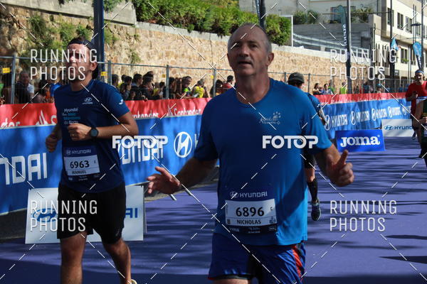 Buy your photos of the eventMeia Maratona Porto 2019 on Fotop