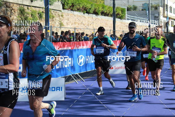 Buy your photos of the eventMeia Maratona Porto 2019 on Fotop