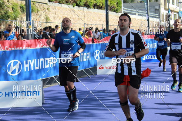 Buy your photos of the eventMeia Maratona Porto 2019 on Fotop