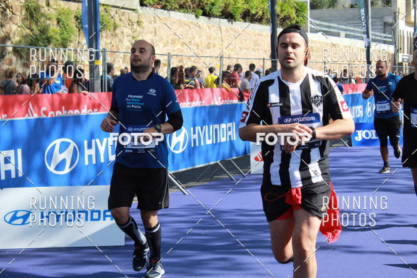 Buy your photos of the eventMeia Maratona Porto 2019 on Fotop