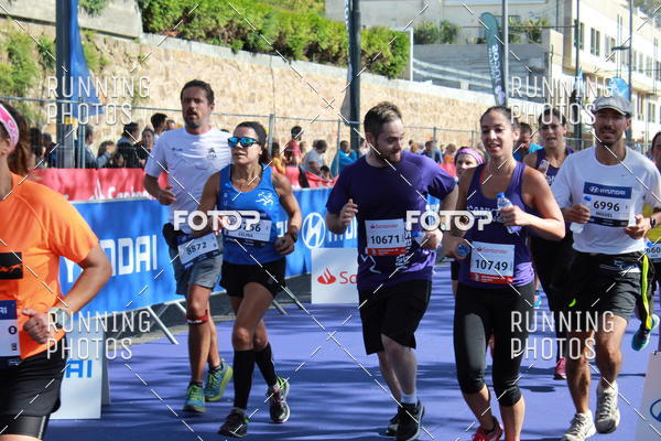Buy your photos of the eventMeia Maratona Porto 2019 on Fotop