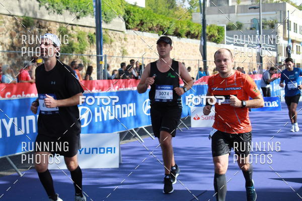 Buy your photos of the eventMeia Maratona Porto 2019 on Fotop
