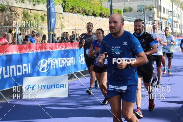 Buy your photos of the eventMeia Maratona Porto 2019 on Fotop