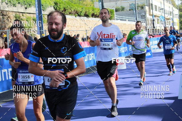 Buy your photos of the eventMeia Maratona Porto 2019 on Fotop