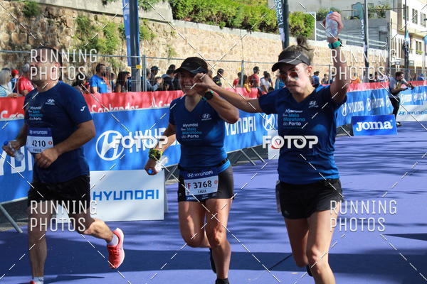 Buy your photos of the eventMeia Maratona Porto 2019 on Fotop