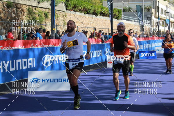 Buy your photos of the eventMeia Maratona Porto 2019 on Fotop
