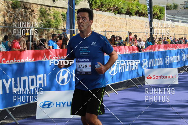 Buy your photos of the eventMeia Maratona Porto 2019 on Fotop