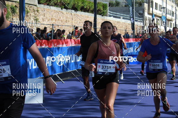Buy your photos of the eventMeia Maratona Porto 2019 on Fotop