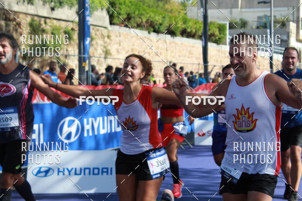 Buy your photos of the eventMeia Maratona Porto 2019 on Fotop