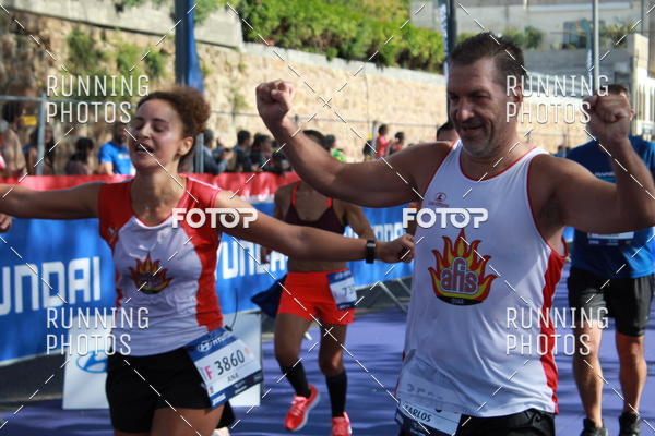 Buy your photos of the eventMeia Maratona Porto 2019 on Fotop