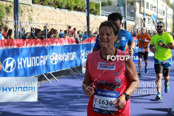 Buy your photos of the eventMeia Maratona Porto 2019 on Fotop