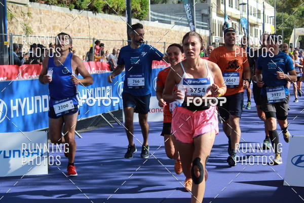 Buy your photos of the eventMeia Maratona Porto 2019 on Fotop