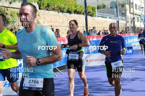 Buy your photos of the eventMeia Maratona Porto 2019 on Fotop