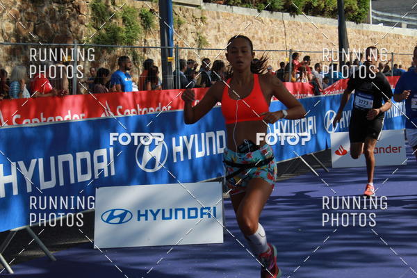Buy your photos of the eventMeia Maratona Porto 2019 on Fotop