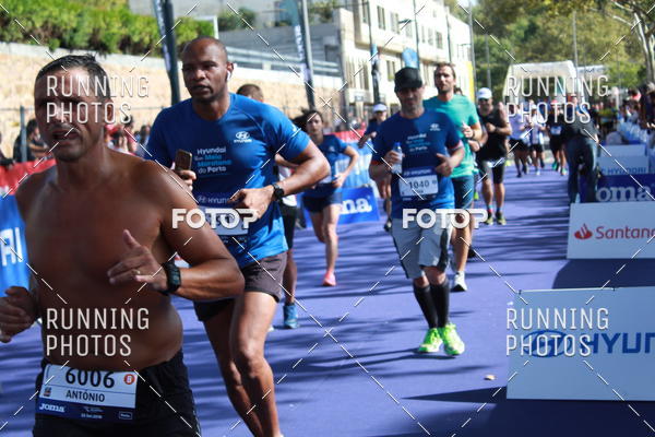 Buy your photos of the eventMeia Maratona Porto 2019 on Fotop