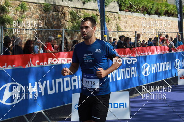 Buy your photos of the eventMeia Maratona Porto 2019 on Fotop