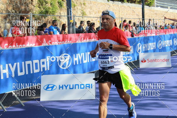 Buy your photos of the eventMeia Maratona Porto 2019 on Fotop