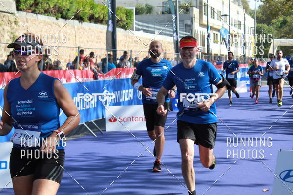 Buy your photos of the eventMeia Maratona Porto 2019 on Fotop