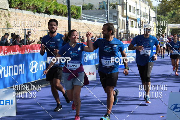 Buy your photos of the eventMeia Maratona Porto 2019 on Fotop
