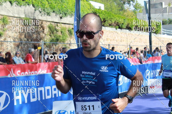 Buy your photos of the eventMeia Maratona Porto 2019 on Fotop