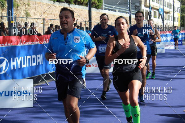 Buy your photos of the eventMeia Maratona Porto 2019 on Fotop