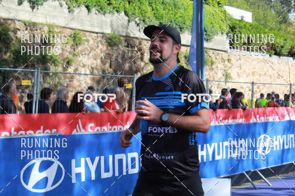 Buy your photos of the eventMeia Maratona Porto 2019 on Fotop