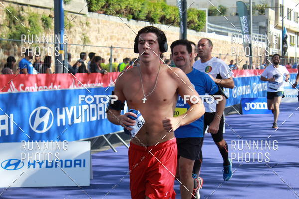 Buy your photos of the eventMeia Maratona Porto 2019 on Fotop
