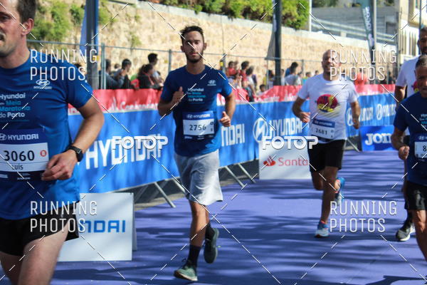 Buy your photos of the eventMeia Maratona Porto 2019 on Fotop