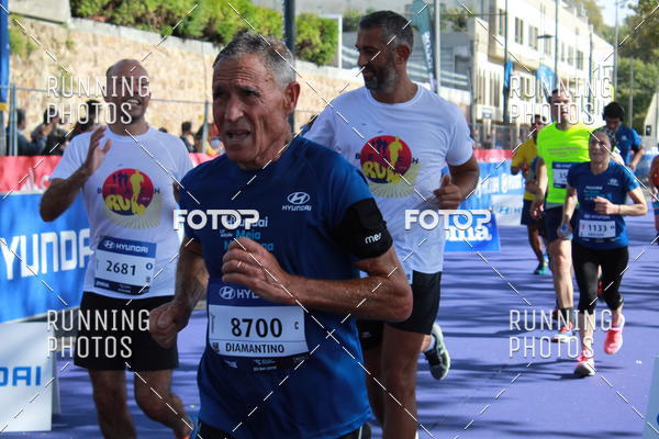 Buy your photos of the eventMeia Maratona Porto 2019 on Fotop