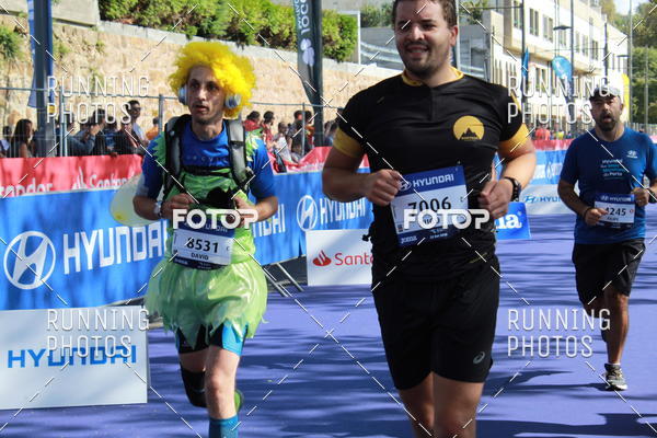 Buy your photos of the eventMeia Maratona Porto 2019 on Fotop