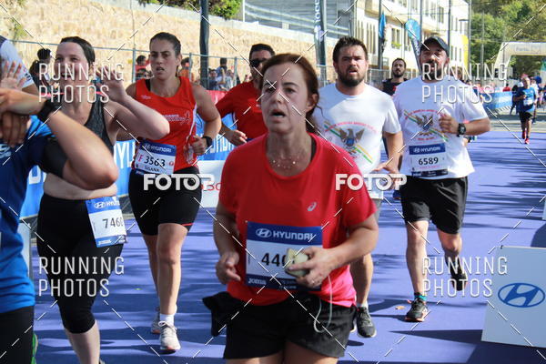 Buy your photos of the eventMeia Maratona Porto 2019 on Fotop