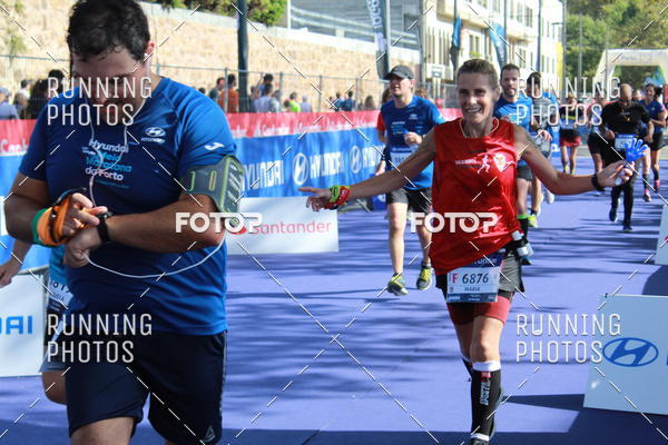 Buy your photos of the eventMeia Maratona Porto 2019 on Fotop