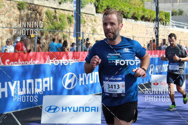 Buy your photos of the eventMeia Maratona Porto 2019 on Fotop
