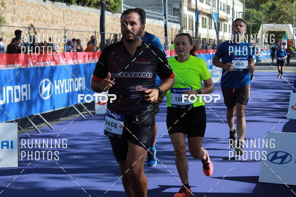 Buy your photos of the eventMeia Maratona Porto 2019 on Fotop