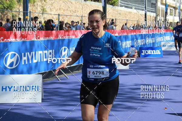 Buy your photos of the eventMeia Maratona Porto 2019 on Fotop
