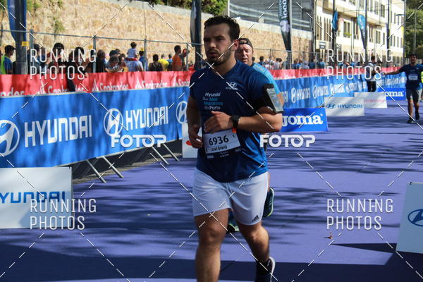 Buy your photos of the eventMeia Maratona Porto 2019 on Fotop