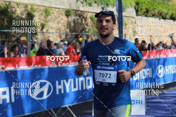 Buy your photos of the eventMeia Maratona Porto 2019 on Fotop