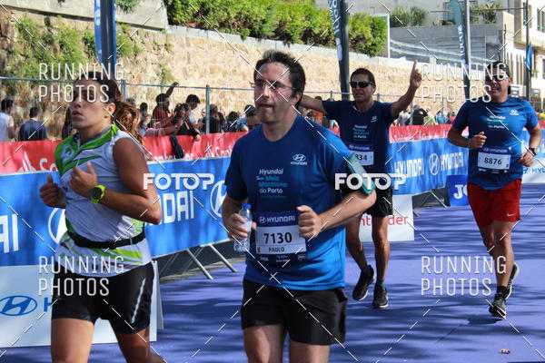 Buy your photos of the eventMeia Maratona Porto 2019 on Fotop