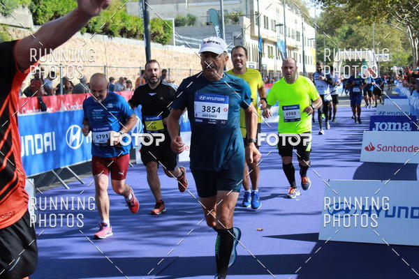 Buy your photos of the eventMeia Maratona Porto 2019 on Fotop