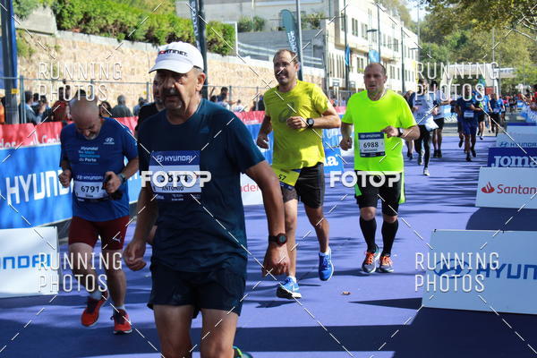 Buy your photos of the eventMeia Maratona Porto 2019 on Fotop