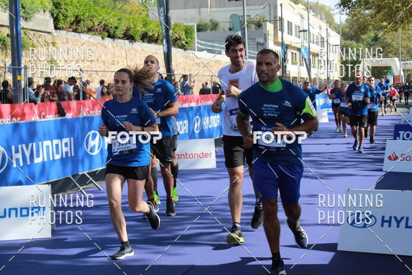 Buy your photos of the eventMeia Maratona Porto 2019 on Fotop