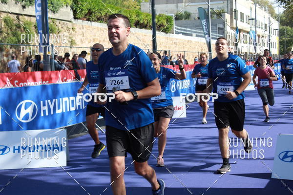 Buy your photos of the eventMeia Maratona Porto 2019 on Fotop