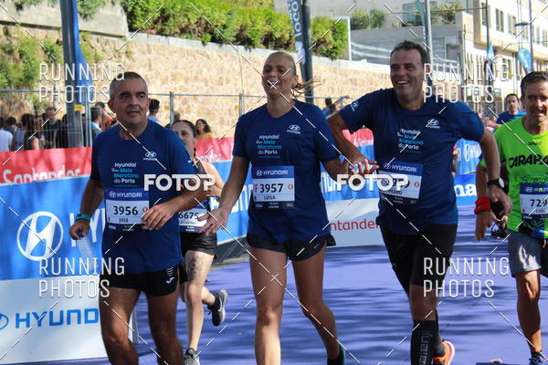 Buy your photos of the eventMeia Maratona Porto 2019 on Fotop