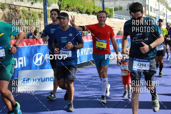 Buy your photos of the eventMeia Maratona Porto 2019 on Fotop
