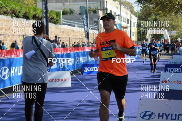 Buy your photos of the eventMeia Maratona Porto 2019 on Fotop