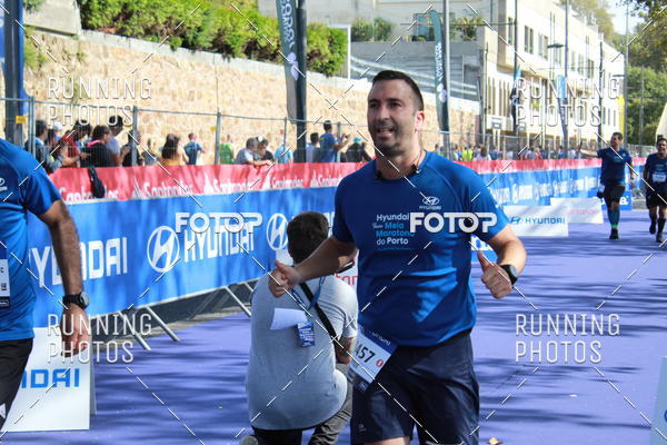 Buy your photos of the eventMeia Maratona Porto 2019 on Fotop