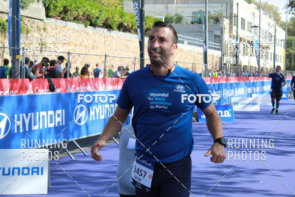 Buy your photos of the eventMeia Maratona Porto 2019 on Fotop