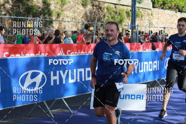 Buy your photos of the eventMeia Maratona Porto 2019 on Fotop