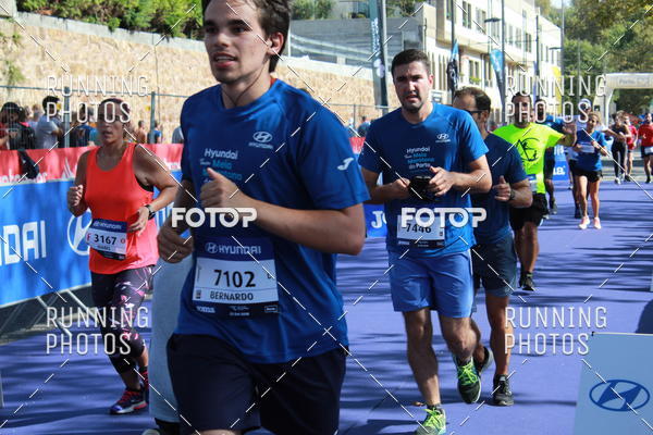 Buy your photos of the eventMeia Maratona Porto 2019 on Fotop